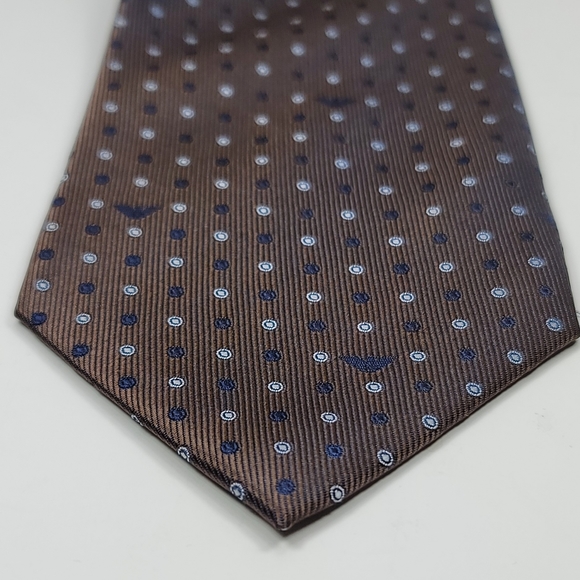 👔👔👔Armani Classic Clean-Styled Logo Men's Tie - 100% Pure Silk - Picture 2 of 6
